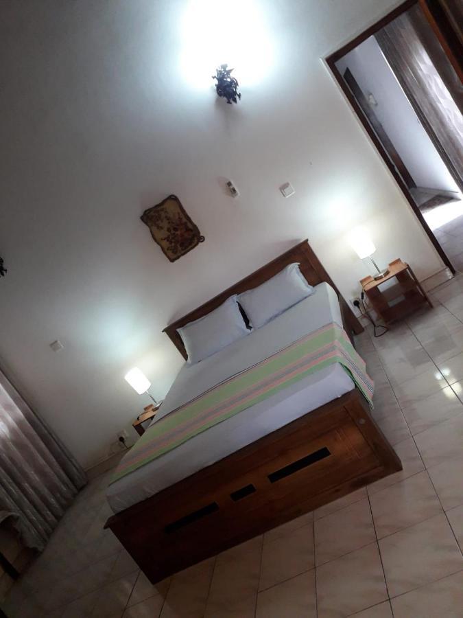 בטרמולה Ceylon Travel And Stay Lodge מראה חיצוני תמונה